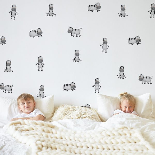 Nálepky na stenu Zebry. Zábavný dekor izby – Samolepiace dekorácie na stenu 1 Objednajte tlač online – rýchlo a bez starostí. Doručenie po celom Slovensku. Letáky, vizitky, bannery, billboardy a viac. - Štýlové samolepiace nálepky na stenu – jednoduchá aplikácia, kvalitná tlač a dlhá životnosť.