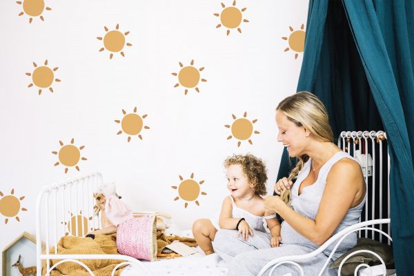 Boho Nálepky na stenu. Abstraktné slnká – Samolepiace dekorácie na stenu 1 Objednajte tlač online – rýchlo a bez starostí. Doručenie po celom Slovensku. Letáky, vizitky, bannery, billboardy a viac. - Štýlové samolepiace nálepky na stenu – jednoduchá aplikácia, kvalitná tlač a dlhá životnosť.