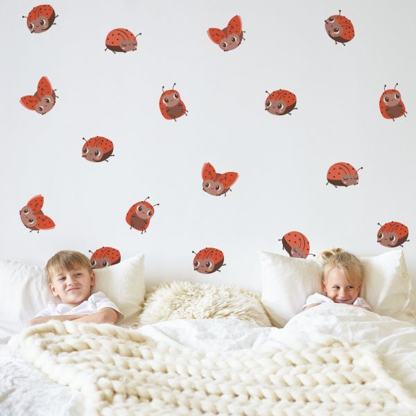 Berušky nálepky na stenu. Detská izba (3) – Samolepiace dekorácie na stenu 3 Objednajte tlač online – rýchlo a bez starostí. Doručenie po celom Slovensku. Letáky, vizitky, bannery, billboardy a viac. - Štýlové samolepiace nálepky na stenu – jednoduchá aplikácia, kvalitná tlač a dlhá životnosť.