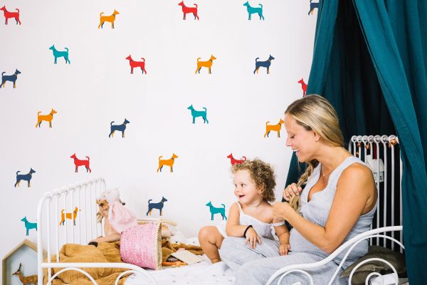 Samolepky na stenu Zvieratá. Nástenné umenie v detskej izbe – Hravé nálepky na stenu pre deti 2 Objednajte tlač online – rýchlo a bez starostí. Doručenie po celom Slovensku. Letáky, vizitky, bannery, billboardy a viac. - Hravé zvieratkové a dinosaurové motívy pre deti – farebné a veselé nálepky na stenu.