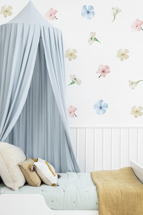 Kvetinové samolepky na stenu. Farebné kvetinové (17) – Kvetinové nálepky na stenu do interiéru 2 Objednajte tlač online – rýchlo a bez starostí. Doručenie po celom Slovensku. Letáky, vizitky, bannery, billboardy a viac. - Elegantné kvetinové nálepky pre útulný domov. Kvalitná tlač, jednoduchá aplikácia.